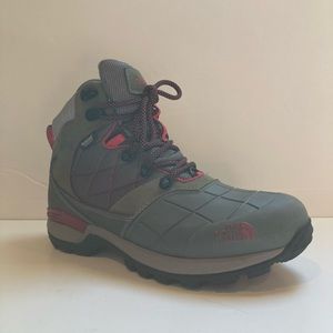 North Face Chilkat II Winter Hiking Boots - Women's